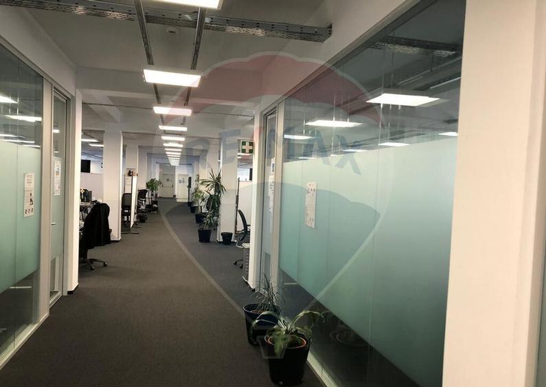 Spa?iu de birouri de 4,000mp de vanzare in zona Indust... - 6