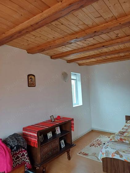 Stefanesti Jud Valcea Casa de Vanzare Curte 3000mp - 5