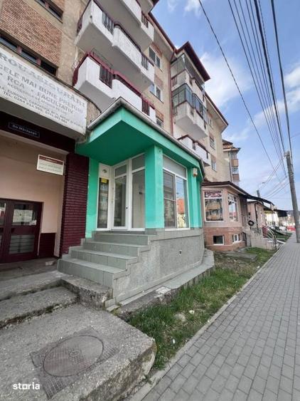 Spatiu comercial 70 mp | 2 intrari | Zona circulata | Vitrina mare - 13