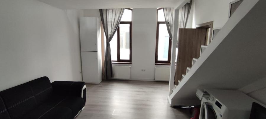 Apartament 2 camere zona Unirii dispus pe 2 niveluri acces curte interioara - 27