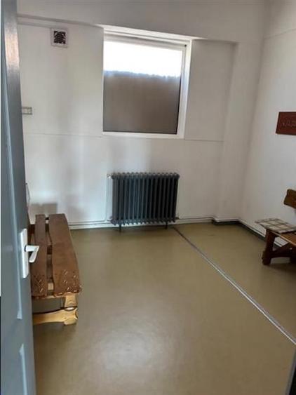 Cladire cu 3etaje, Triaj - 2