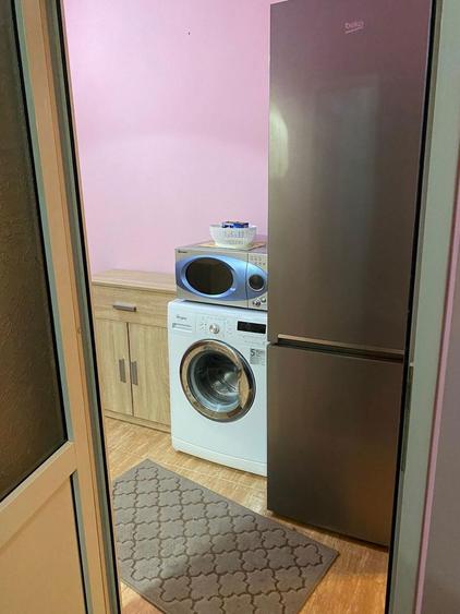 Inchiriez garsoniera zona Spital - 4