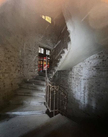 Cladire renovabila pretabila Hotel, Azil, Scoala, ApartHotel, sau Rezidentiala - 4