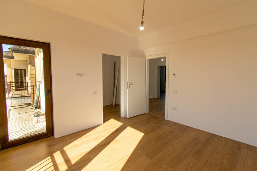 Proiect Aleea cu Tei, 5 vile la cheie, curte amenajata - 46