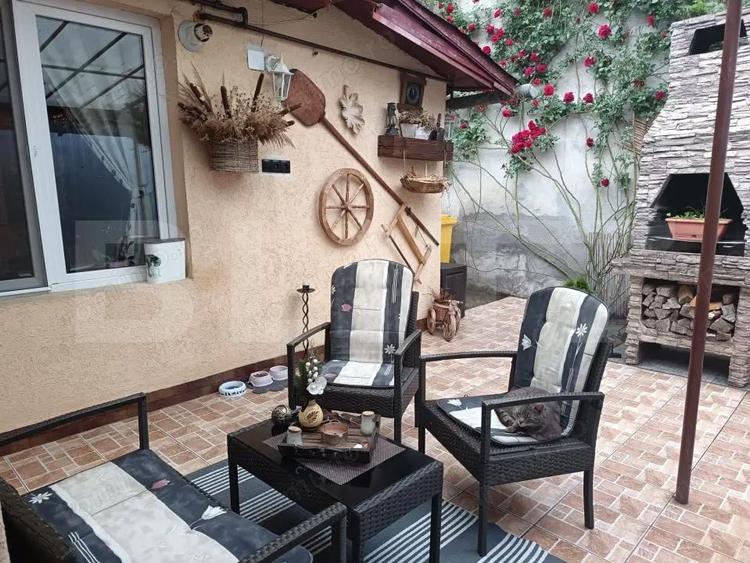 Casa cu 3 camere complet renovata in cartierul Unirii - 3