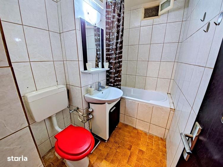 Apartament cu 3 camere în Girocului
