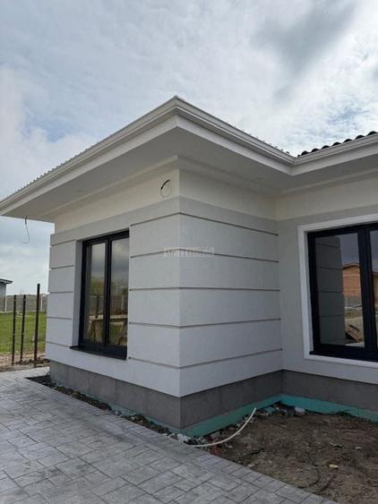 3000 E DISCOUNT - Duplex pe parter 3 camere Mosnita Noua cu Canalizare - 6