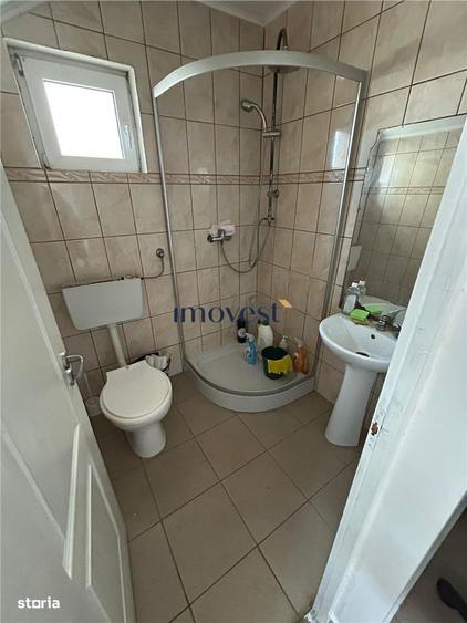 Spațiu comercial, de 800 mp, în Aurel Vlaicu