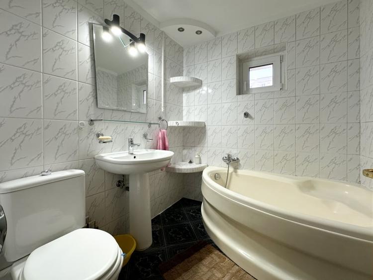 Prestanta in inima capitalei cu vedere la Dambovita, langa Metrou - 18