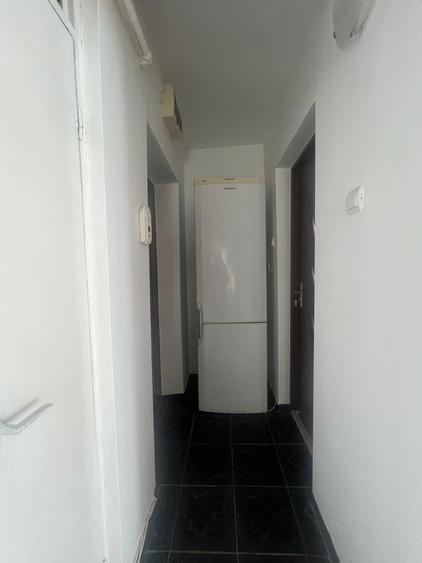 Garsoniera 27mp D-va Nord finisata 31.500eur neg usor - 6