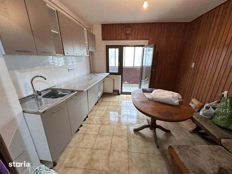 Apartament 3 Camere Zona Soarelui - 1