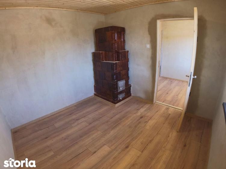 Casa la pret de apartament 4 camere, teren 1770 mp, renovata Ciorani - 20