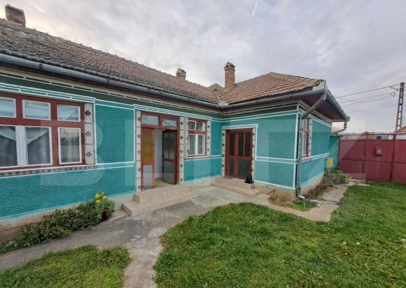 Casa de vanzare, 5 camere, teren generos de 1.290 m2, zona - 2