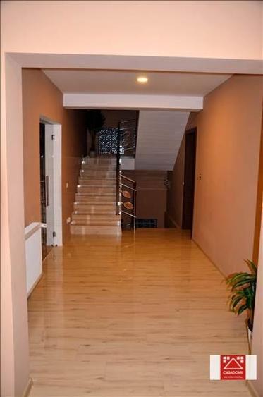 Vila de lux in Sagu - 6