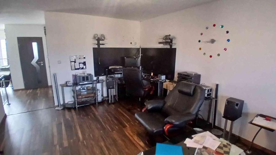 Casa cu 6 camere si anexa locuibila de 57 mp - 4