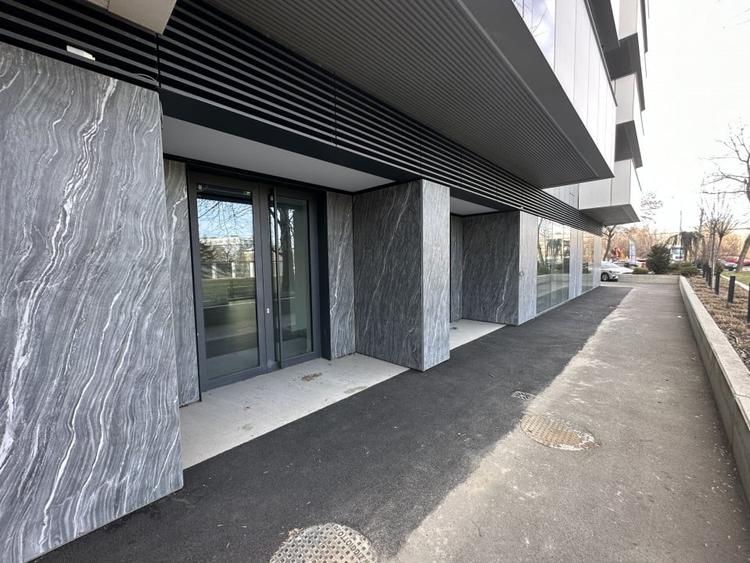 Spatiu comercial Cortina Academy - 1