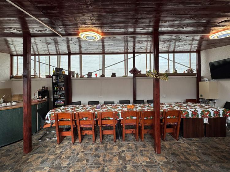 IMOBIL cu 3 cladiri, 14 camere, 6 bai, T= 611 mp, ultracentral,Caracal - 16