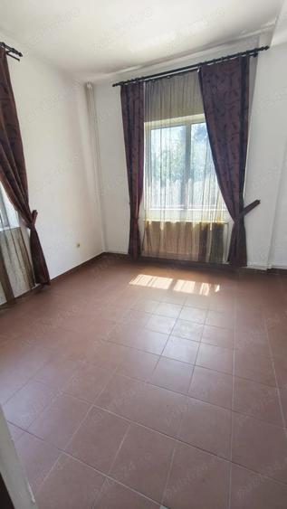 Vila cu 2 apartamente - 1