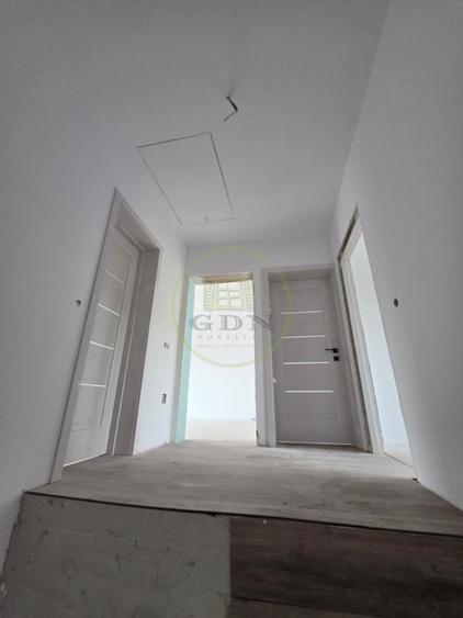 Casă individuală cu 4 camere cu Canalizare în Exterior Sud