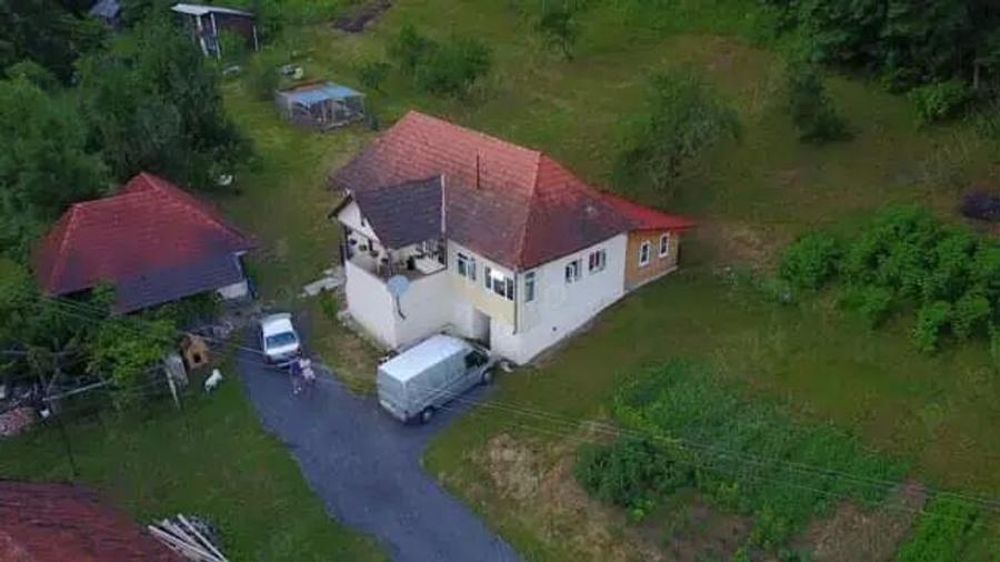 Casa + teren de vanzare - 8