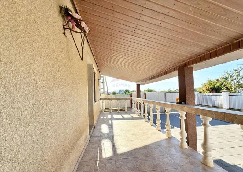 Casa cu 5 camere de vanzare loc. Frumu?eni, jud. Arad - 4