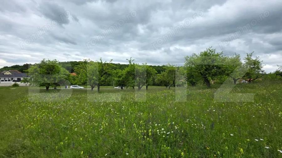 Teren intravilan, toate utilitatile, 9 ari intravilan, zona Unirea - 2