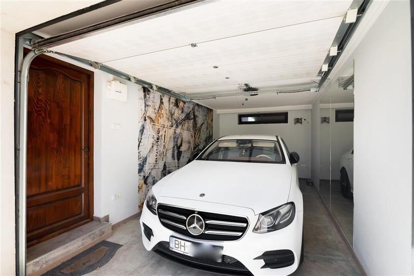 RECO Vila cu 5 camere str. Apateului- zona Nufarul - 54