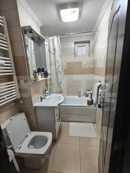 Apartament 4 camere, 88 mp, zona Decebal - 12