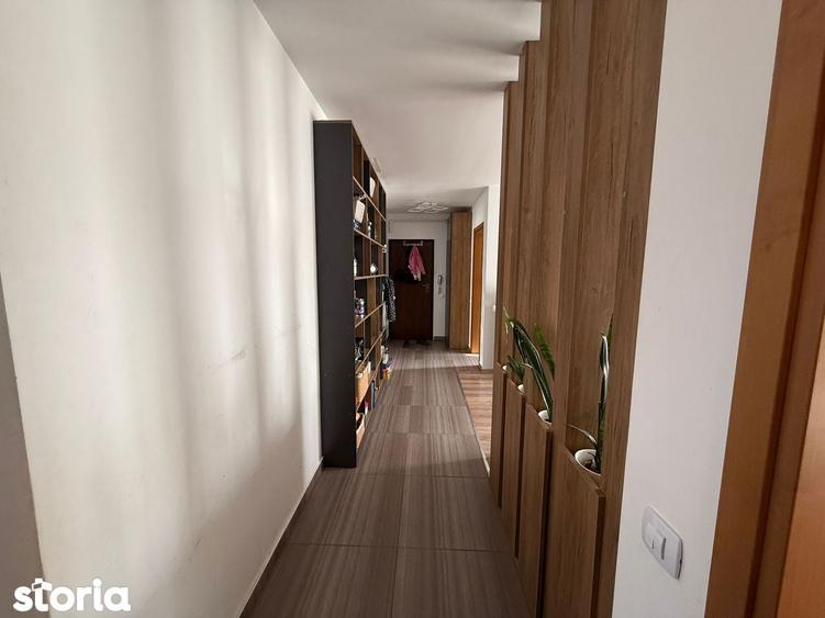 Apartament cu 3 camere si doua bai. Comision 0 - 1