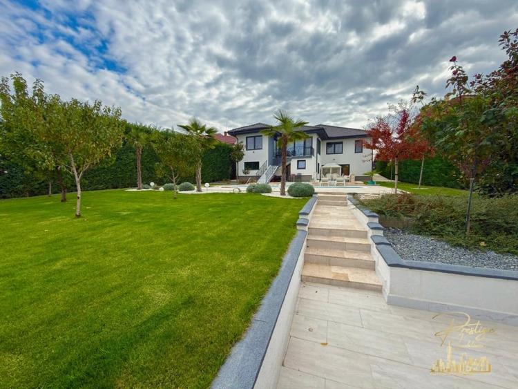 Vila deosebita cu piscina si finisaje premium- str. Strugurilor, Oncea - 2