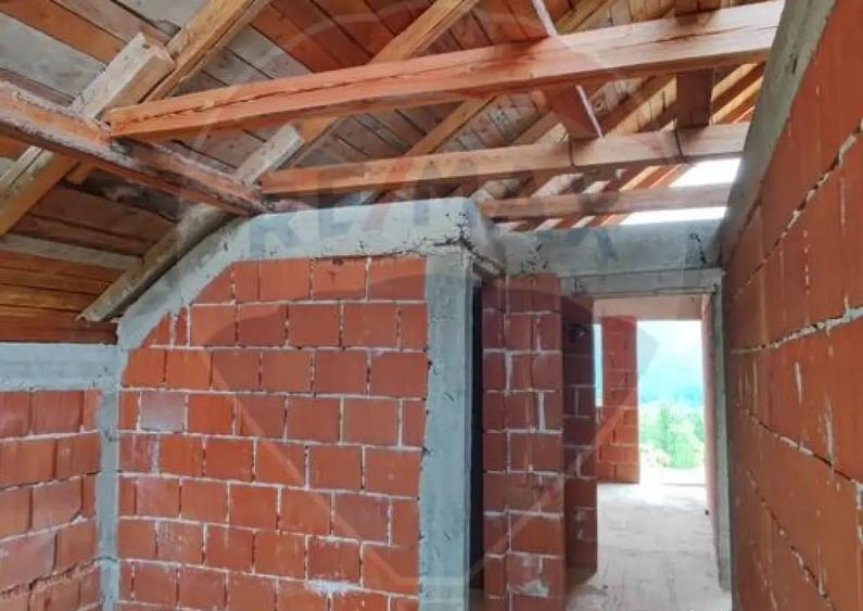 Casa de vacanta cu 6 camere de vanzare Suncuius - 6