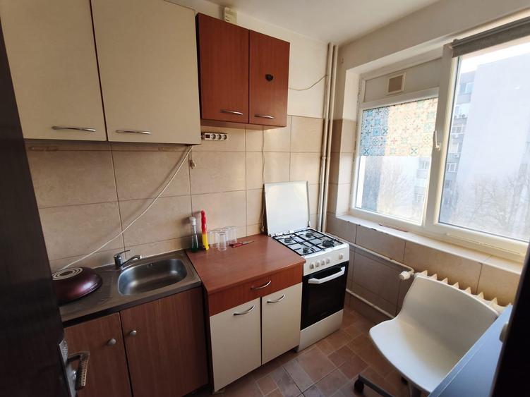 Inchiriez garsoniera - 5