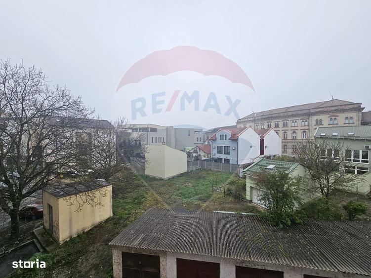 Apartament de vanzare - 2