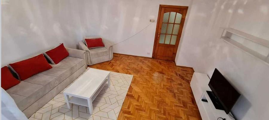 Proprietar, inchiriez apartament cu 3 camere, zona Bucovina - 1