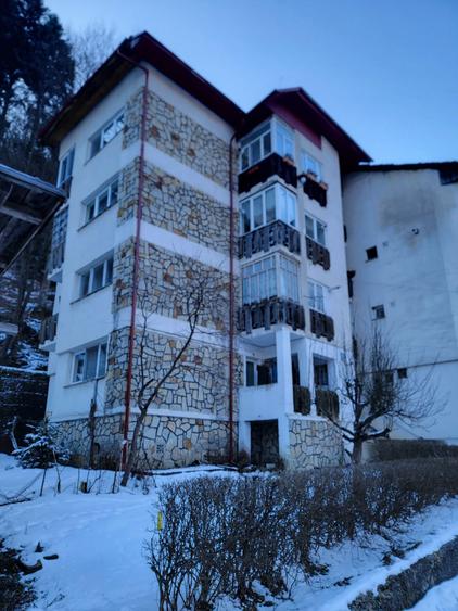 Apartament 2 camere 69mp Slanic Moldova - 1