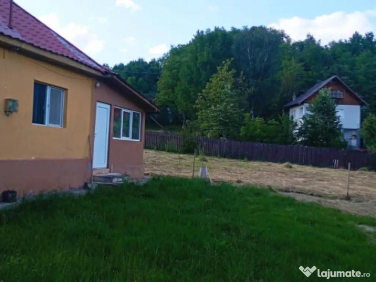 Casa de vanzare cu teren 3100 mp in Breaza de Jos, Prahova - 11