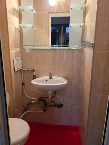 Apartament 3 camere, 73,47 m2 cu balcon închis, etaj 4, Central,oras Tg Ocna - 5