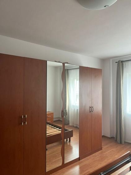 Inchiriez apartament 2 camere - 1