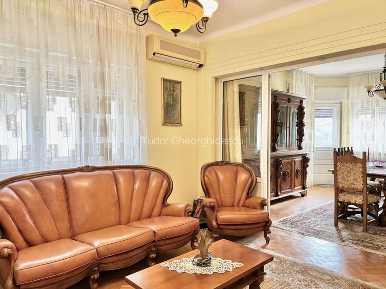 APARTAMENT CU GARAJ, IN VILA, AFLAT PE BULEVARDUL DACIA, MOBILAT SI UTILAT APARTAMENT CU GARAJ, IN VILA, AFLAT PE BULEVARDUL DACIA, MOBILAT SI UTILAT