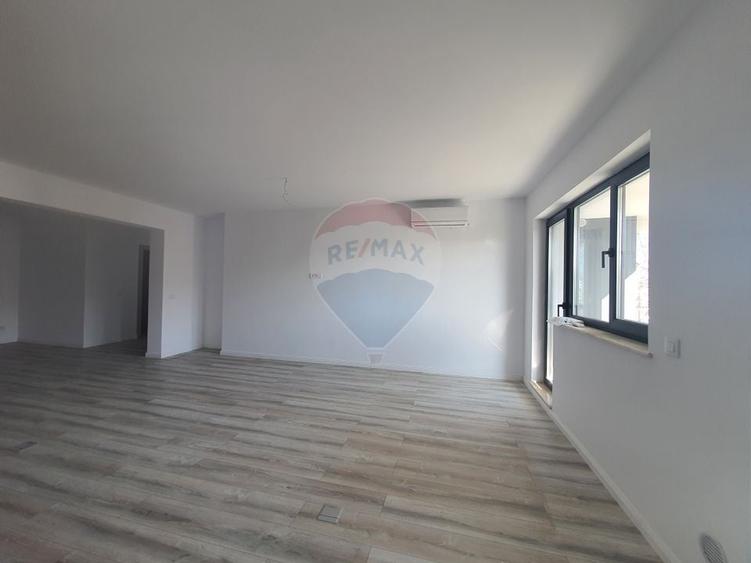 Apartament cu 2 camere de v&acirc;nzare &icirc;n bloc nou zona Mioritei - 17