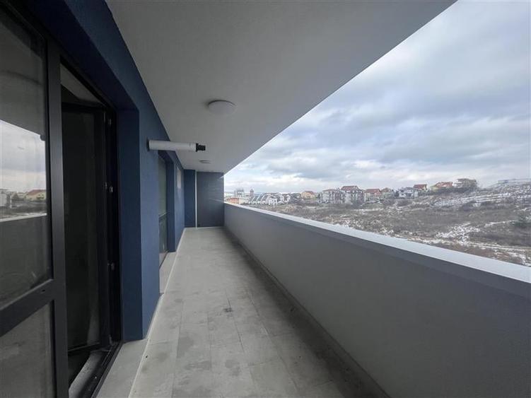 Apartament cu panorama pe 2 niveluri cu  scara interioara 115 mp si terasa  de 2 - 14