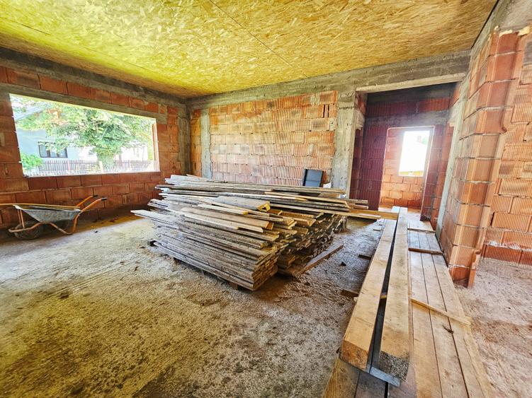 Casă la roșu cu 4 camere, 122 mp utili, teren 465 mp – Băicoi - 34