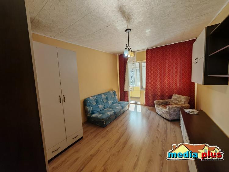 De vanzare apartament cu 3 camere decomandat Mazepa - 3