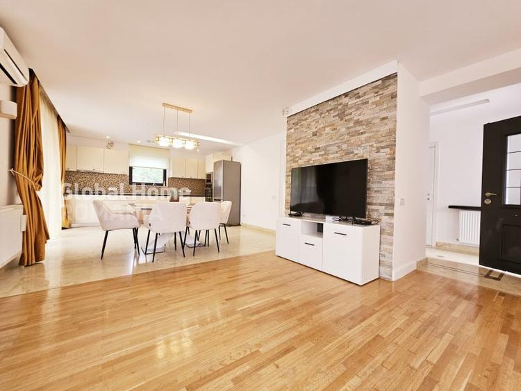 Duplex cu 7 camere cu Canalizare în Pipera
