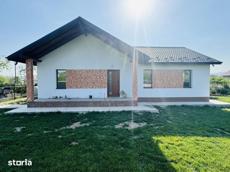 Casă cu 3 camere cu Teren 500 Mp în Ciurea