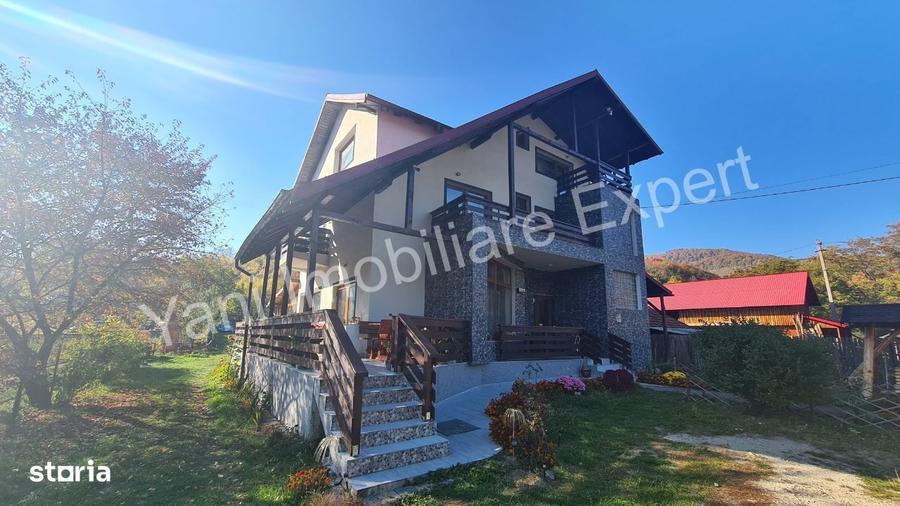 Casă cu 4 camere în Căpățânenii Pământeni