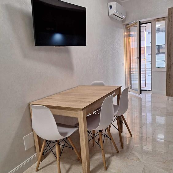 Apartament cu 2 camere semidecomandat în Copou