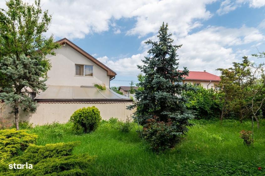 Casă cu 4 camere cu Teren 550 Mp în Lazu