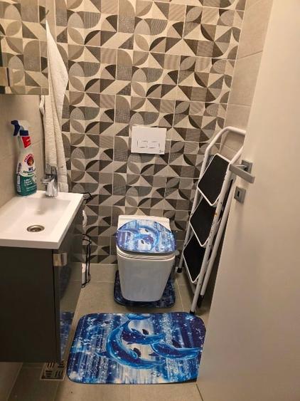 Apartament cu 2 camere decomandat, mobilat în Central