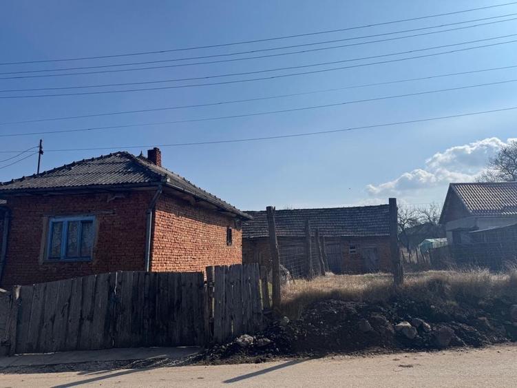 Casă cu 2 camere în Central